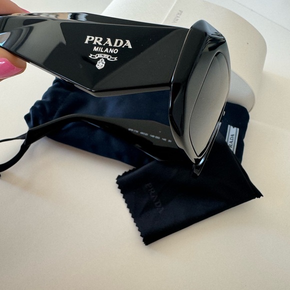 Prada PR 17WSF Sunglasses 51mm - Picture 5 of 9